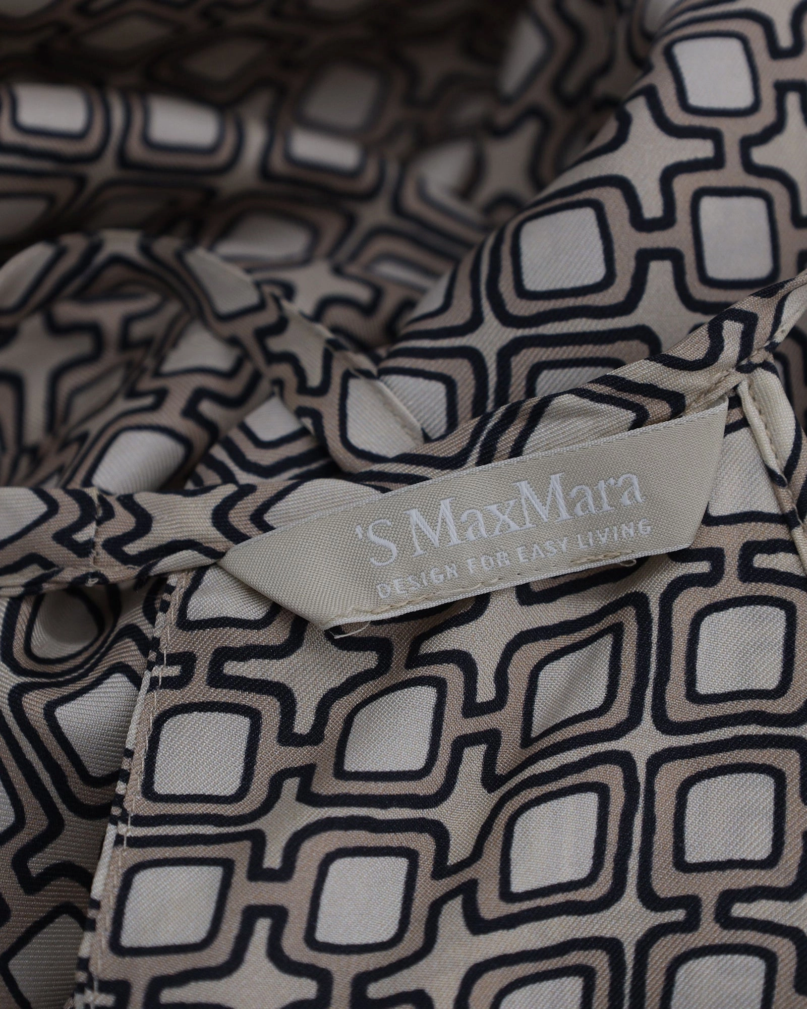 'S Max Mara Printed Dress in Beige Silk